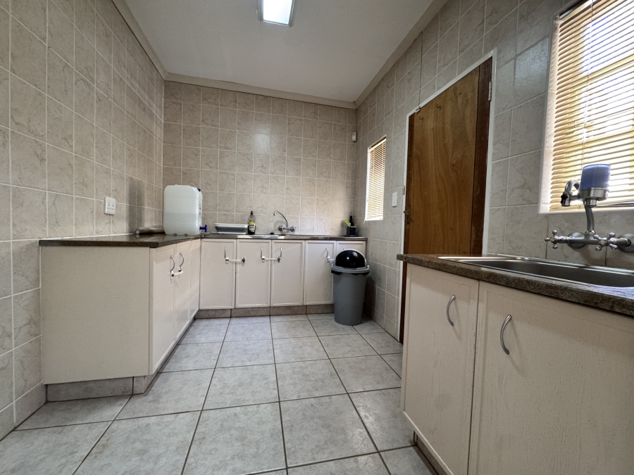 4 Bedroom Property for Sale in Wilkoppies North West